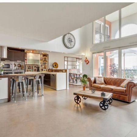 Bed And Breakfast Luxe La Defense U-Arena Courbevoie Buitenkant foto